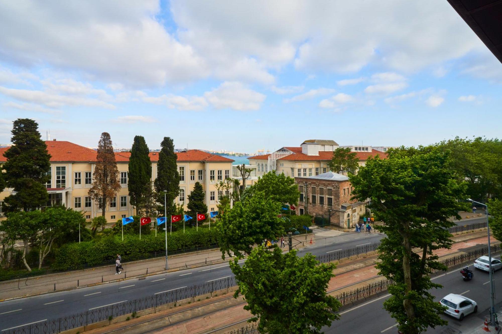 Metropolitan Hotels Bosphorus - Special Category Istambul Exterior foto