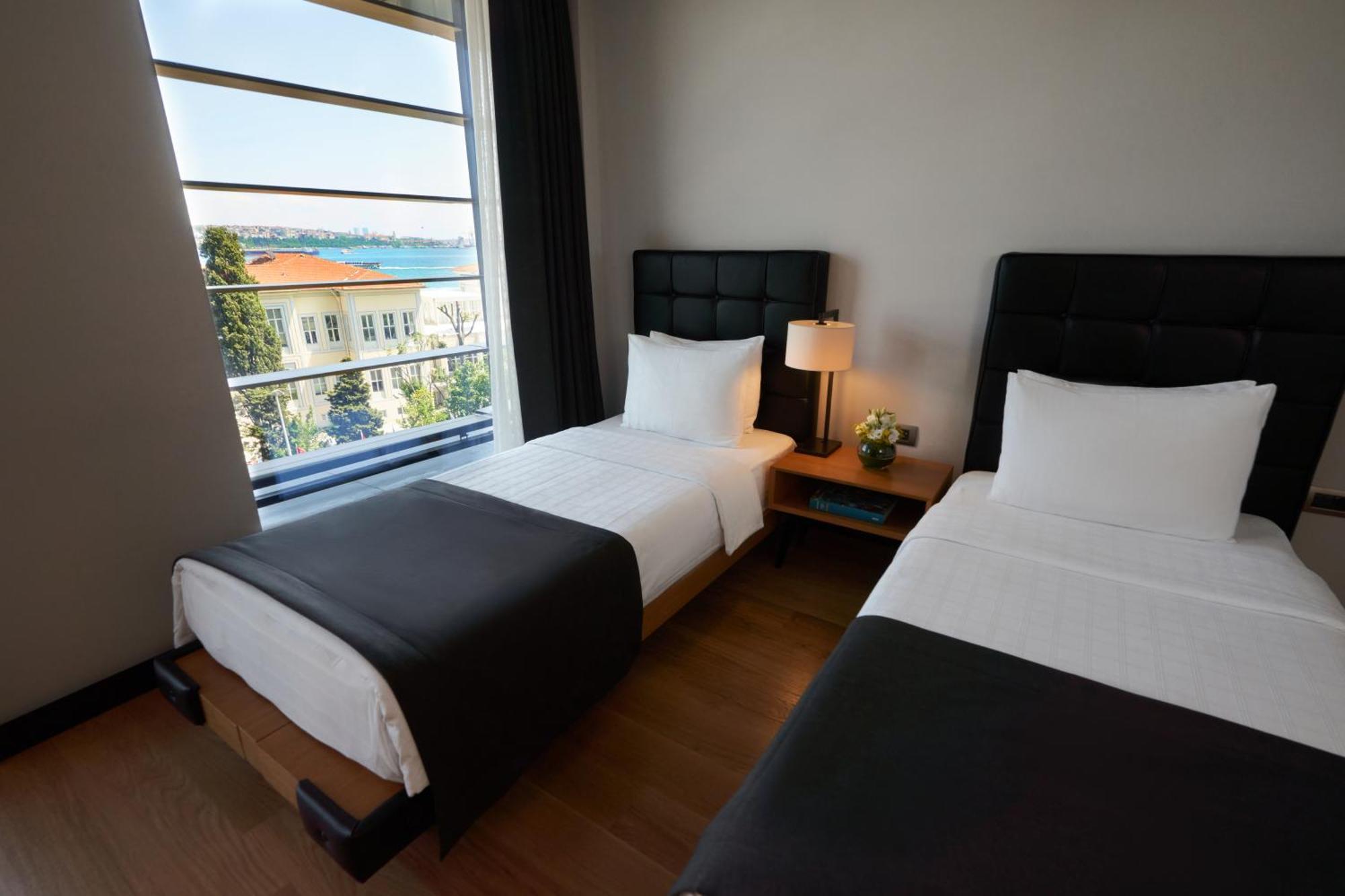 Metropolitan Hotels Bosphorus - Special Category Istambul Exterior foto