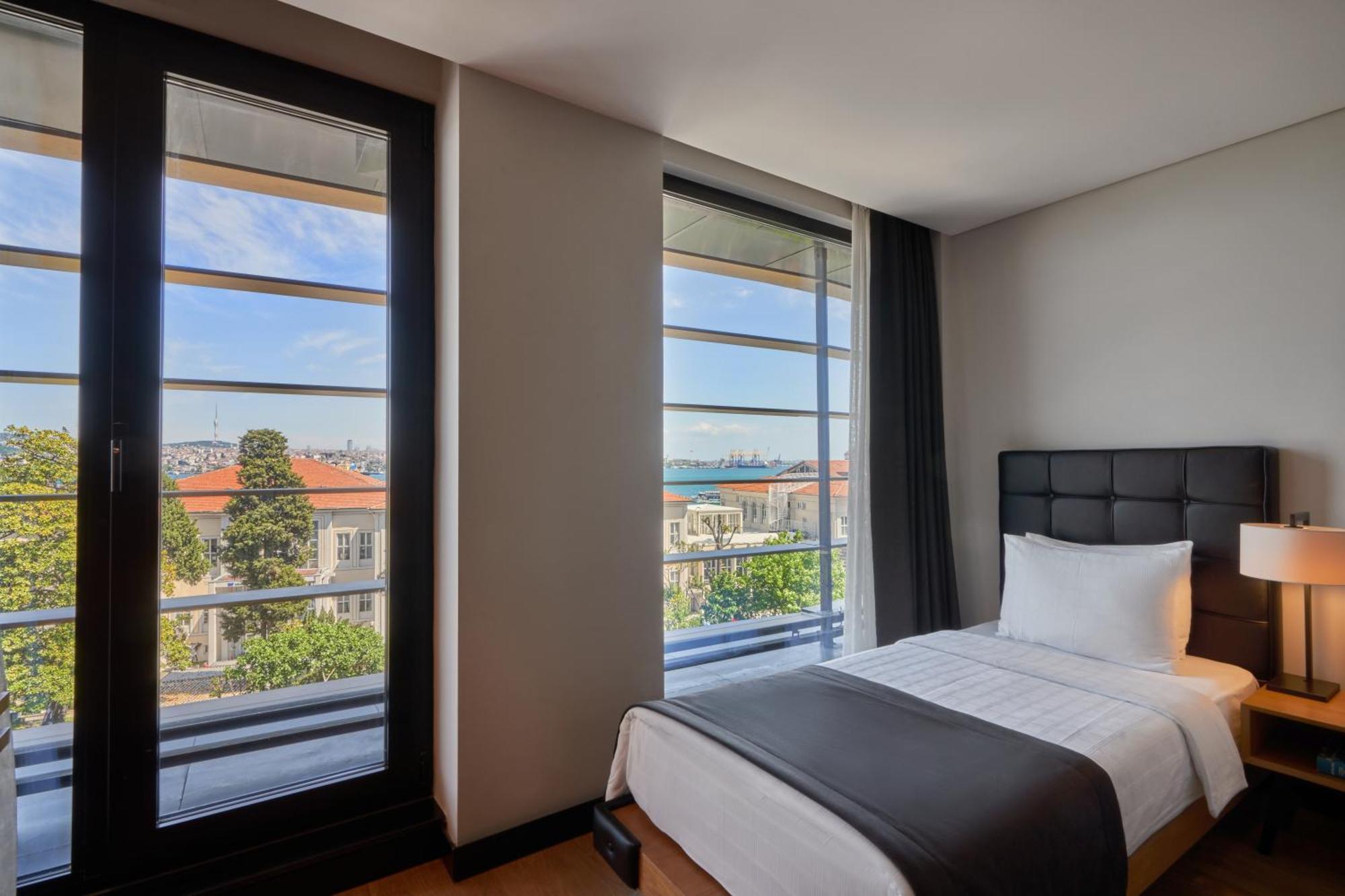 Metropolitan Hotels Bosphorus - Special Category Istambul Exterior foto